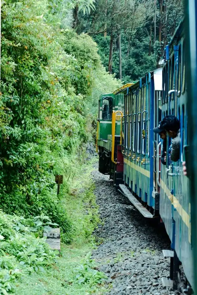 Toytrain ride to Darjeeling